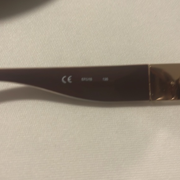 MK Sunglasses - Picture 4 of 9